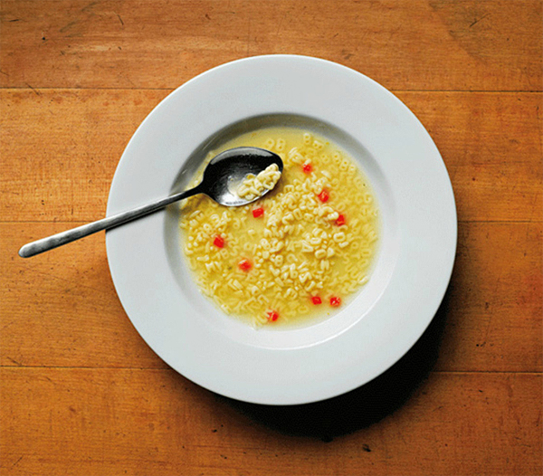 Soupe petites lettres bien rangée