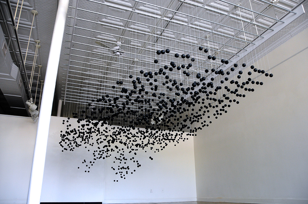 Michael Murphy Damage 2013 ping pong balls oeuvre