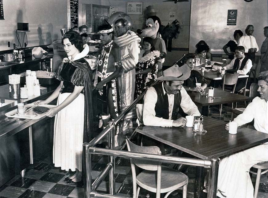 cafetaria des employés disneyland 1961