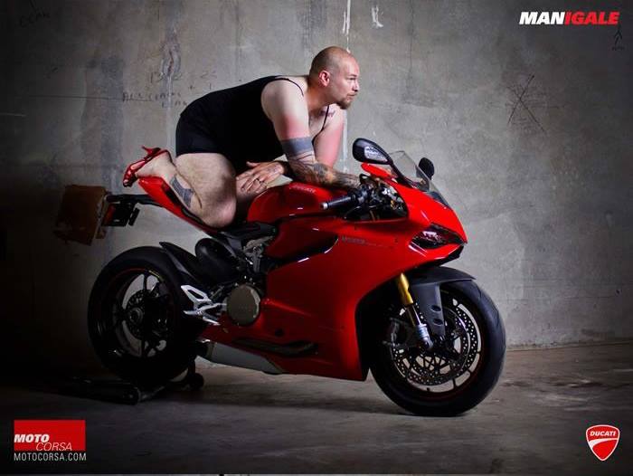 Ducati PhotoShoot Twist (4)